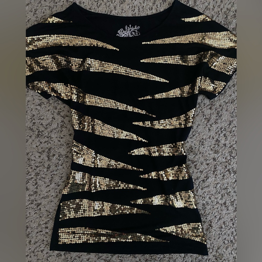 Y2k Womens Black and Gold Sequin Top